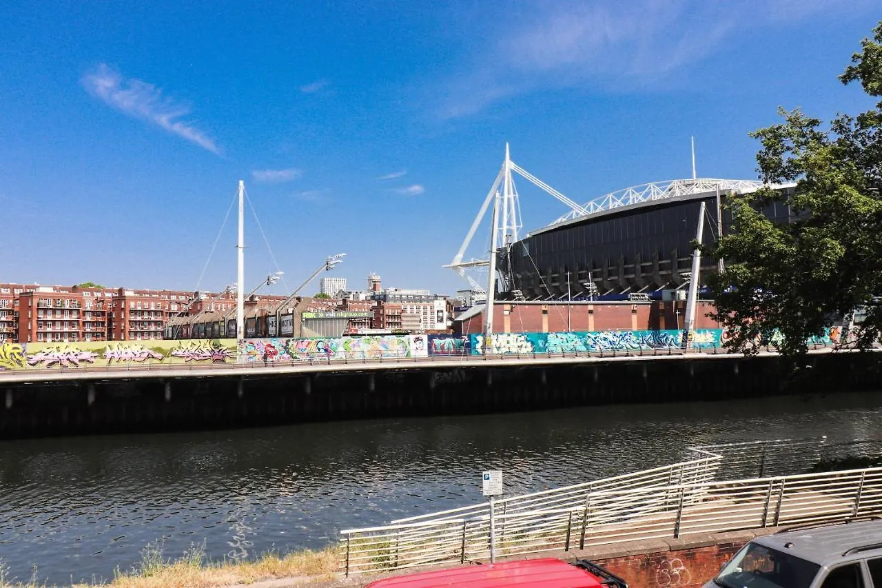 Principality View Apartment Two, By Solace Stays Cardiff