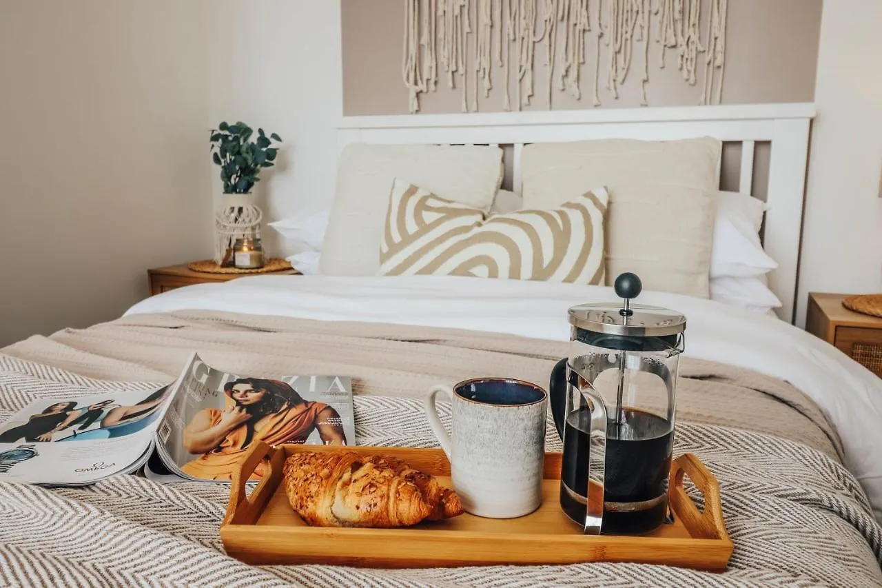 Principality View Apartment Two, By Solace Stays Cardiff United Kingdom