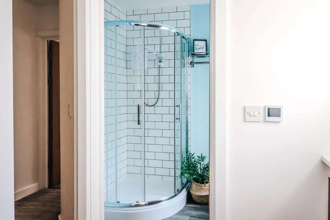 Principality View Apartment Two, By Solace Stays Cardiff