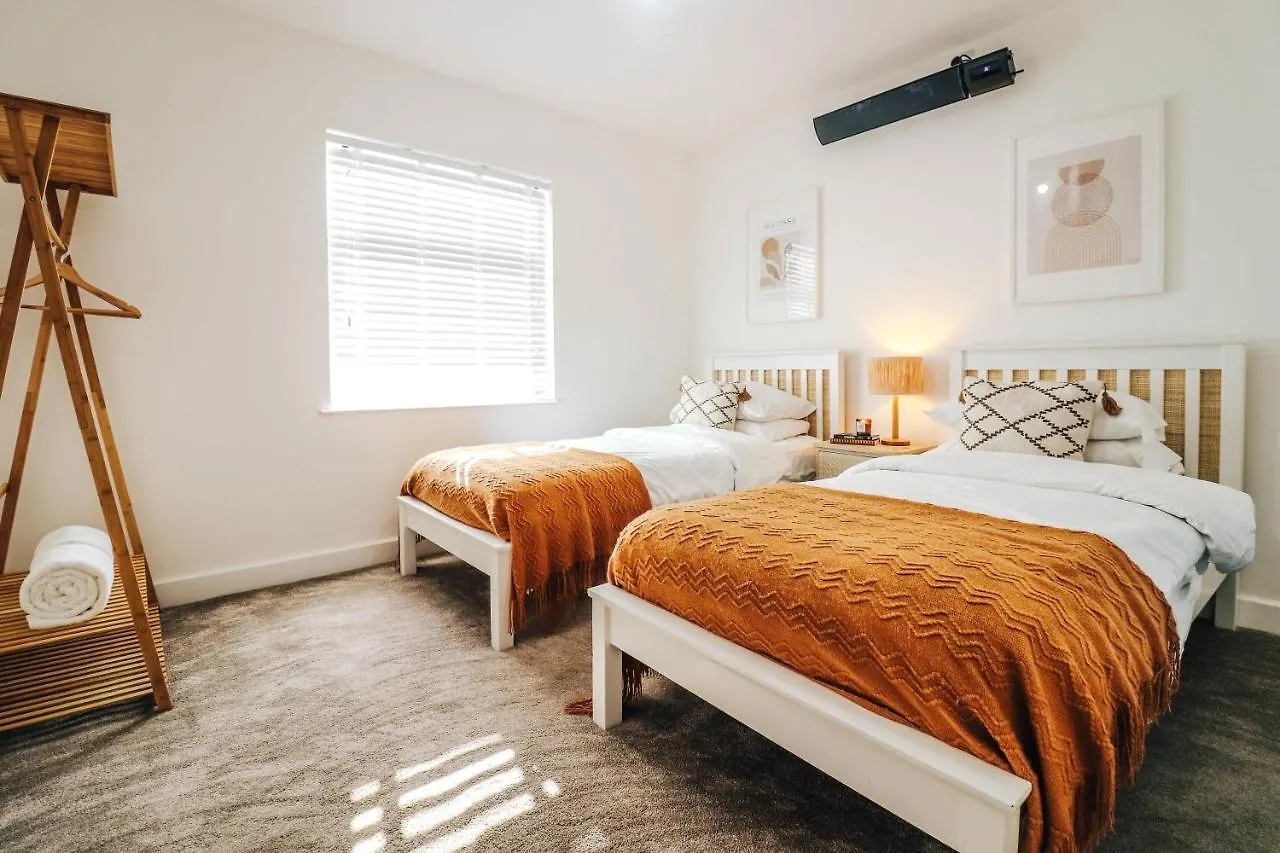 Principality View Apartment Two, By Solace Stays Cardiff United Kingdom