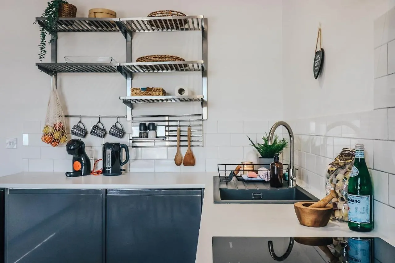 Principality View Apartment Two, By Solace Stays Cardiff United Kingdom
