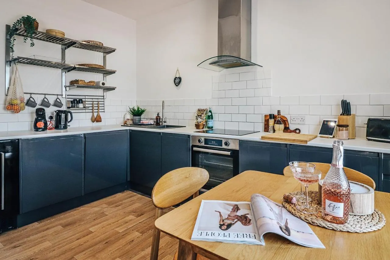 Principality View Apartment Two, By Solace Stays Cardiff 0*,  United Kingdom