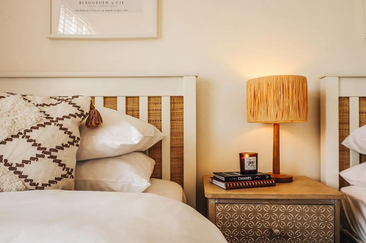 Principality View Apartment Two, By Solace Stays Cardiff